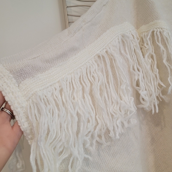 Anthropologie Bishop + Young Ivory Flax Open Front Fringe Poncho Cardigan M/L - Picture 8 of 12